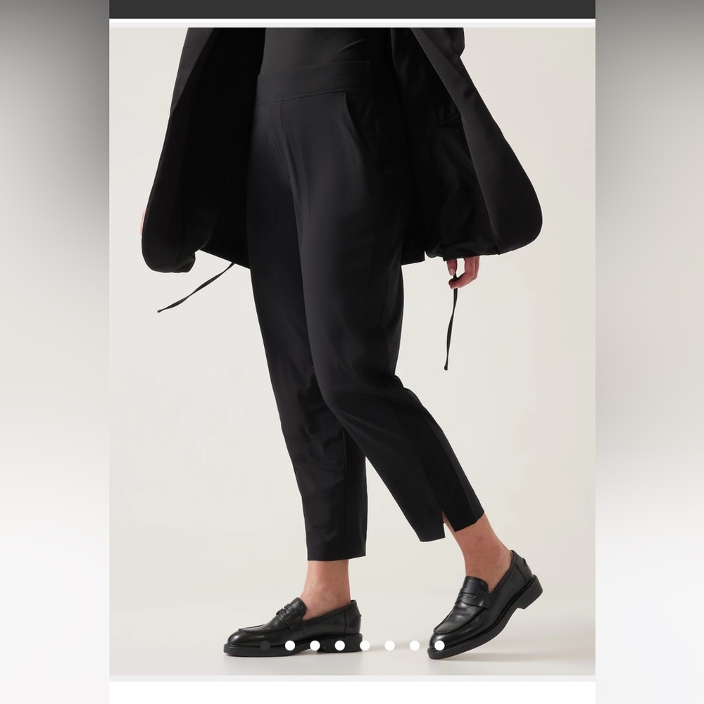 Athleta Brooklyn, ankle pants in black size 22